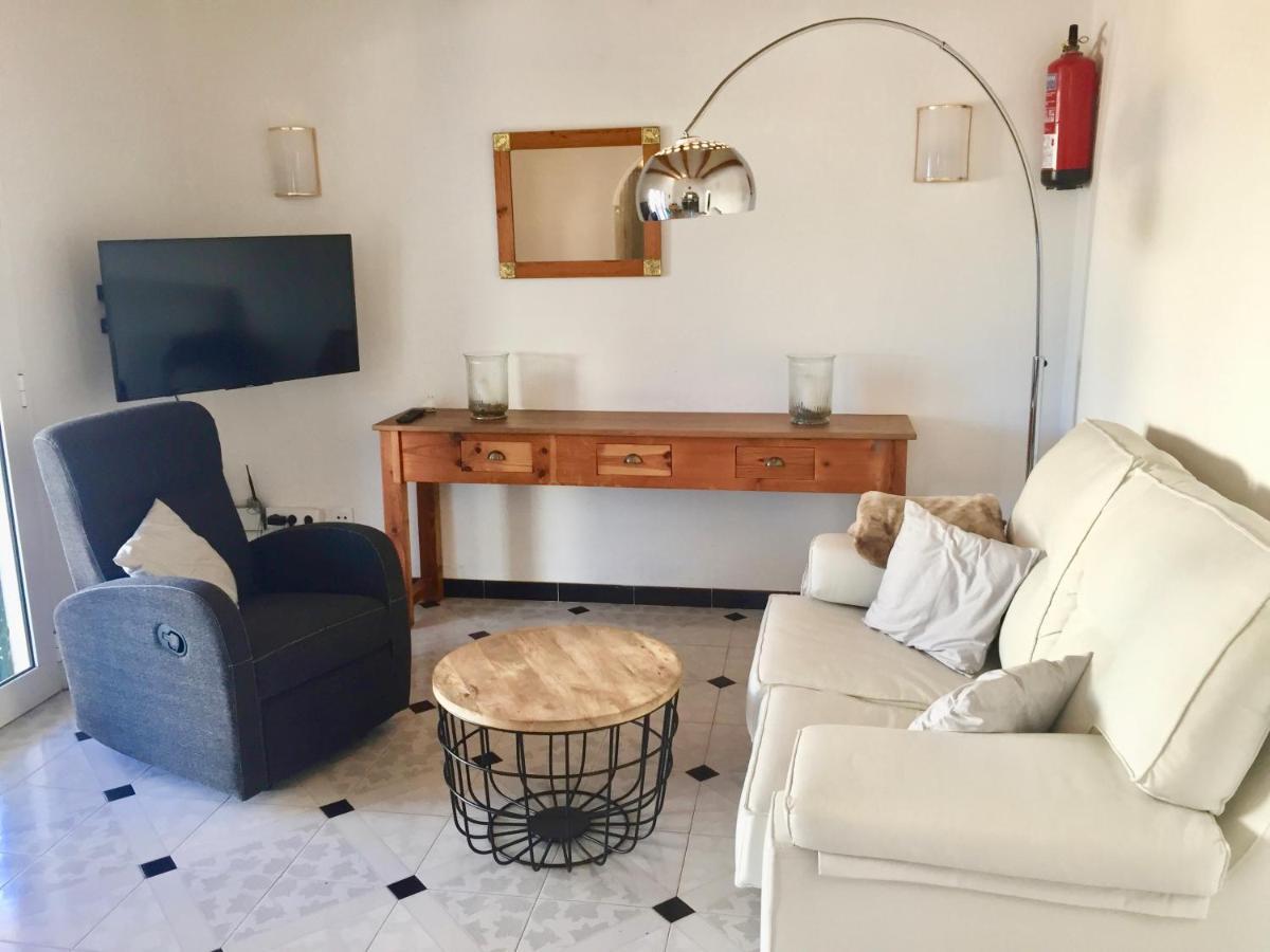 Villa Na Y Veni Cala en Bosch Luaran gambar